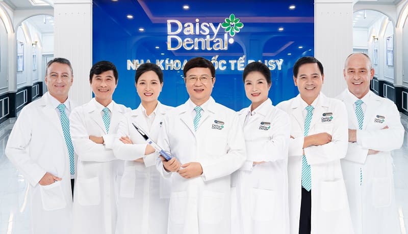 Đội ngũ bác sĩ Nha khoa Quốc tế DAISY 